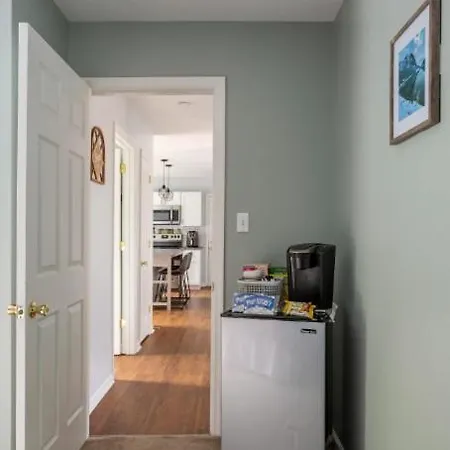 1 Bed With Private Bathroom Close To Everything In Newark & Wilmington Exterior photo